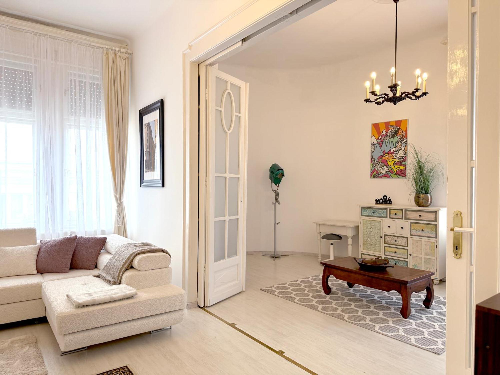 Elegant 125M2 Apartment In Center Of Budapest Ngoại thất bức ảnh