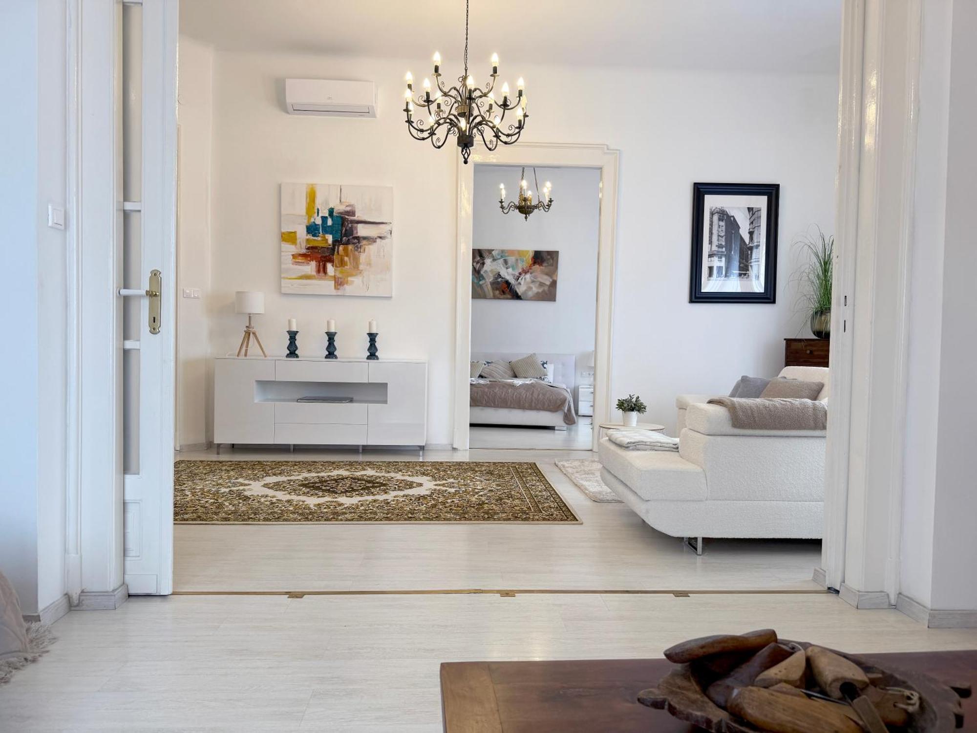Elegant 125M2 Apartment In Center Of Budapest Ngoại thất bức ảnh