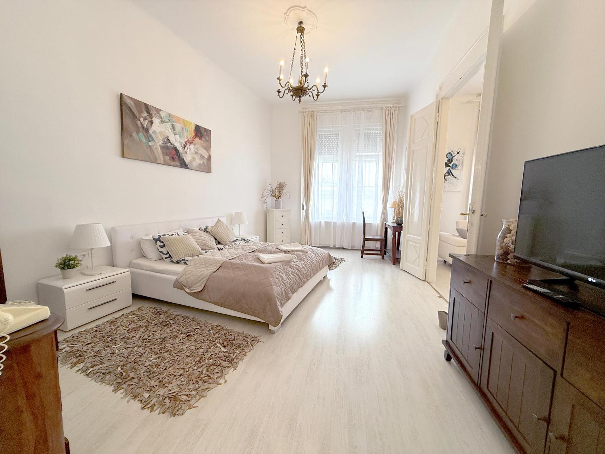 Elegant 125M2 Apartment In Center Of Budapest Ngoại thất bức ảnh
