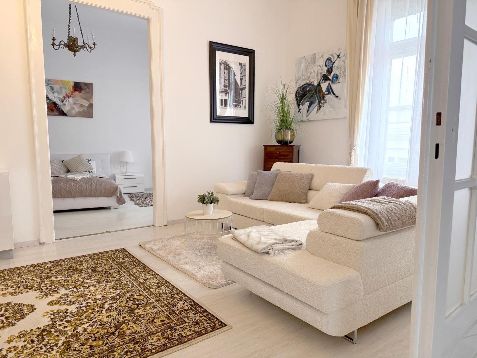 Elegant 125M2 Apartment In Center Of Budapest Ngoại thất bức ảnh